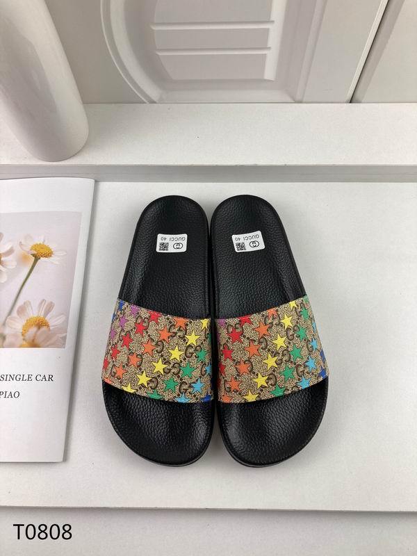 Gucci Men's Slippers 748